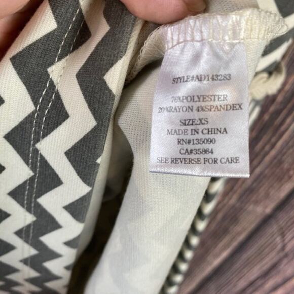 Altar'd State Women's Black & White Chevron Print Dress Size XS - Picture 8 of 8